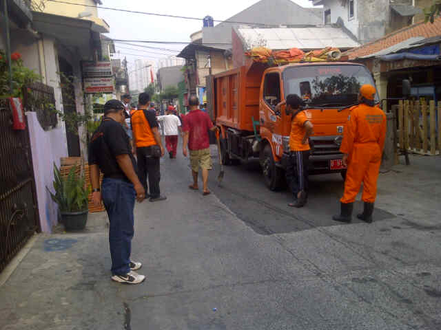 Giat Gerakan Jakarta Bersih Rw 2 Sunter Jaya , Kec Tj Priok