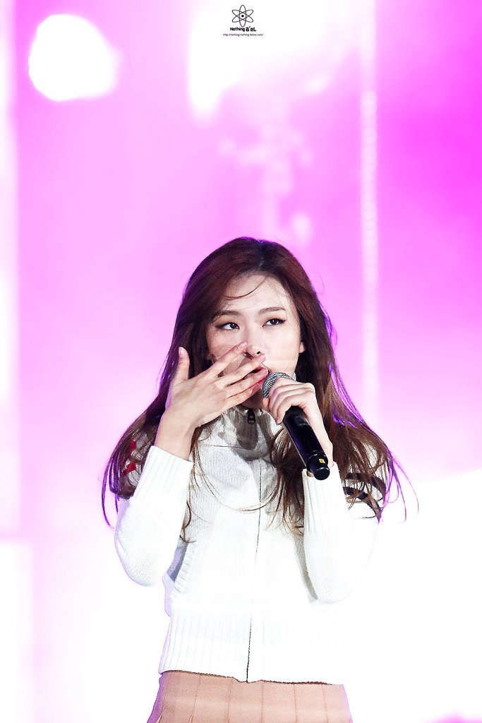 SeulgiUpdates's tweet photo. [HQ] 151030 RED VELVET Seulgi at Changwon KPOP World Festival 
cr: Nothing B'eL https://t.co/qvKt2zwhsp