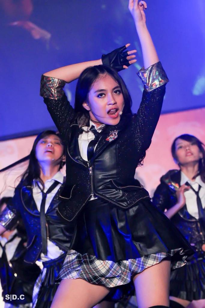 Nabilah R.A.A [<a href="/nabilahJKT48/">Yeah... :v</a>] <a href="/NabilaholiCMDY/">#NabilaHoliComedy</a> <a href="/about_nabilah48/">ABOUT NABILAH</a> <a href="/TeamNabilah_PTK/">NabilaholicPontianak</a> <a href="/nabilahJKT48ku/">FanBase nabilahJKT48</a>  #JKT48HalloweenHSF
