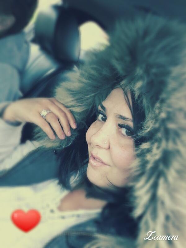shiann830's tweet photo. #Stayinwarm #eskimostyle https://t.co/Ry73HFxx2D
