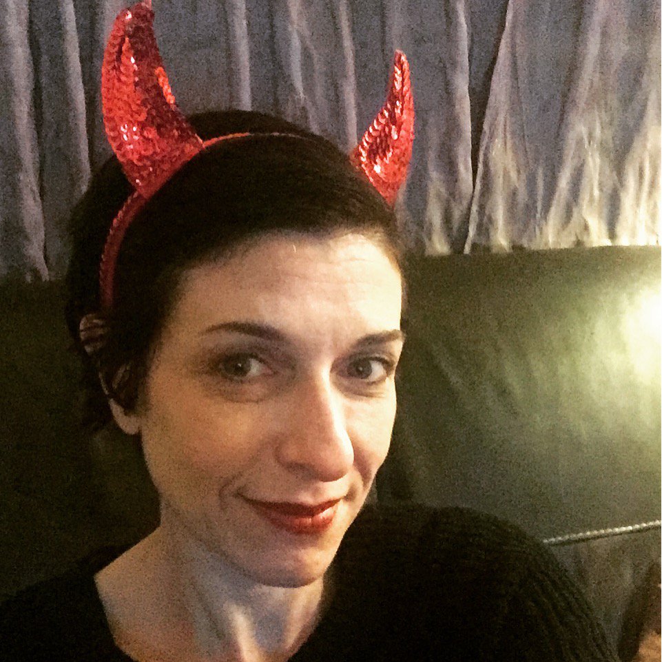taradublinrocks's tweet photo. #DevilMama #halloween2015 #HappyHalloween https://t.co/YbsnWeJoWV