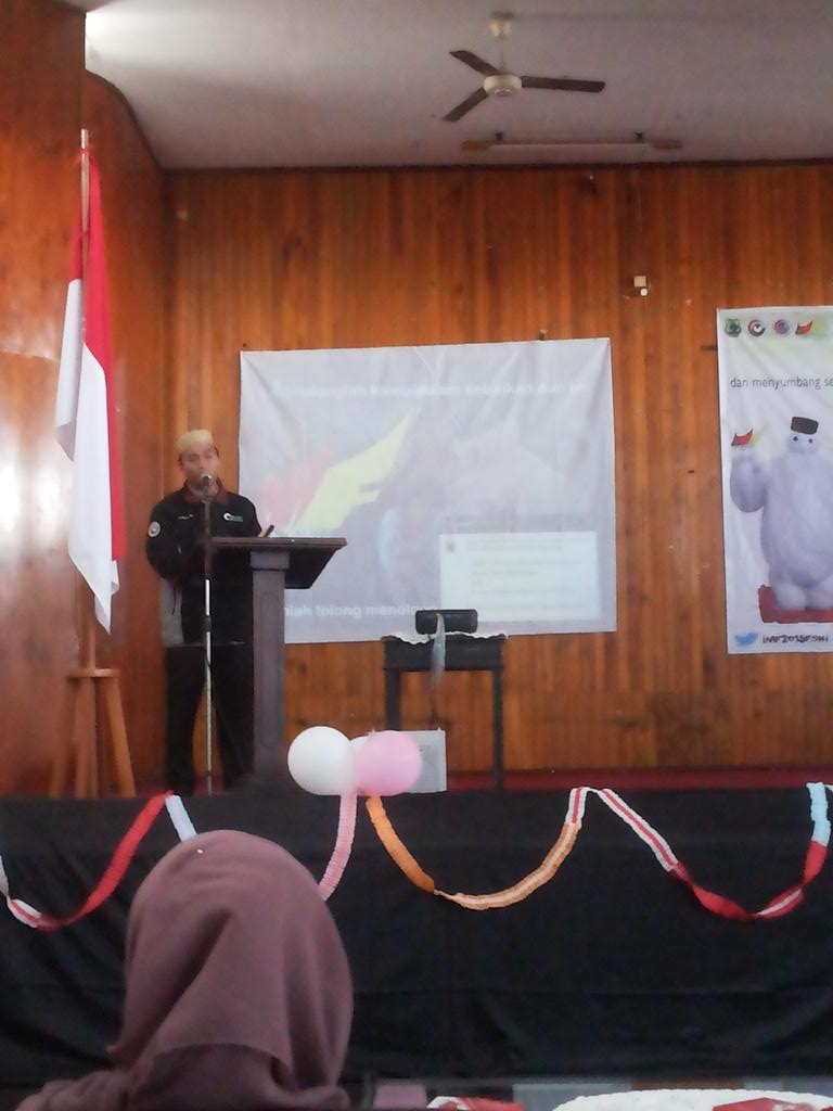 #now Pembacaan Al-Qur'an oleh Fauzan Nashrullah #imfbiskuit2015 #FSKImenjamu #FSKIsemangatdekatbersahabat