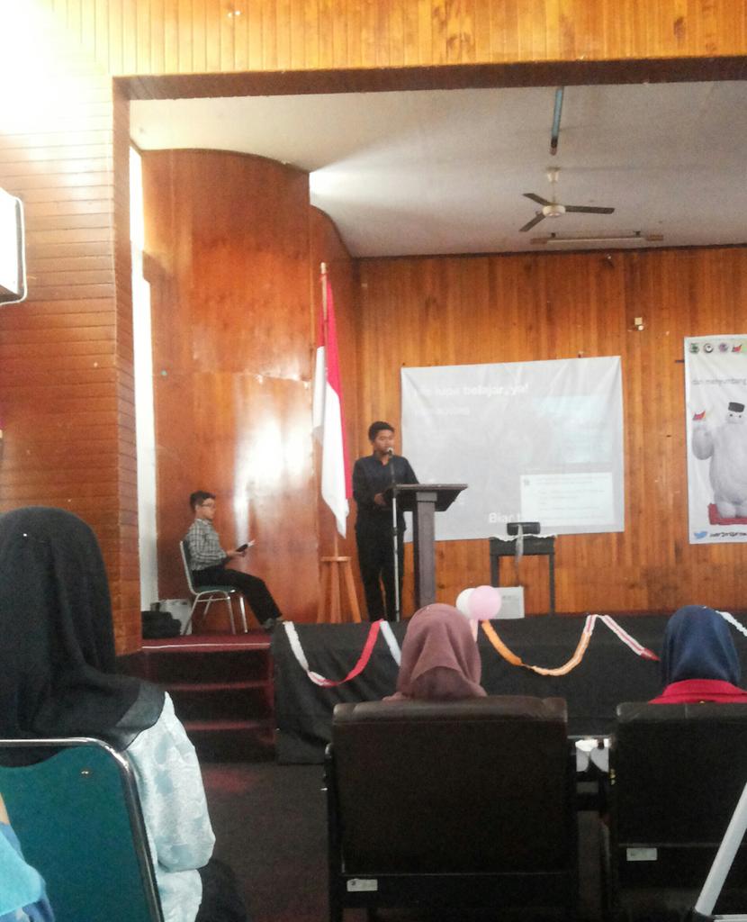 #now Sambutan dari Ketua Pelaksana IMF FSKI 2015, Naufal Zakly
#IMFBISKUIT #FSKImenjamu #FSKIsemangatdekatbersahabat