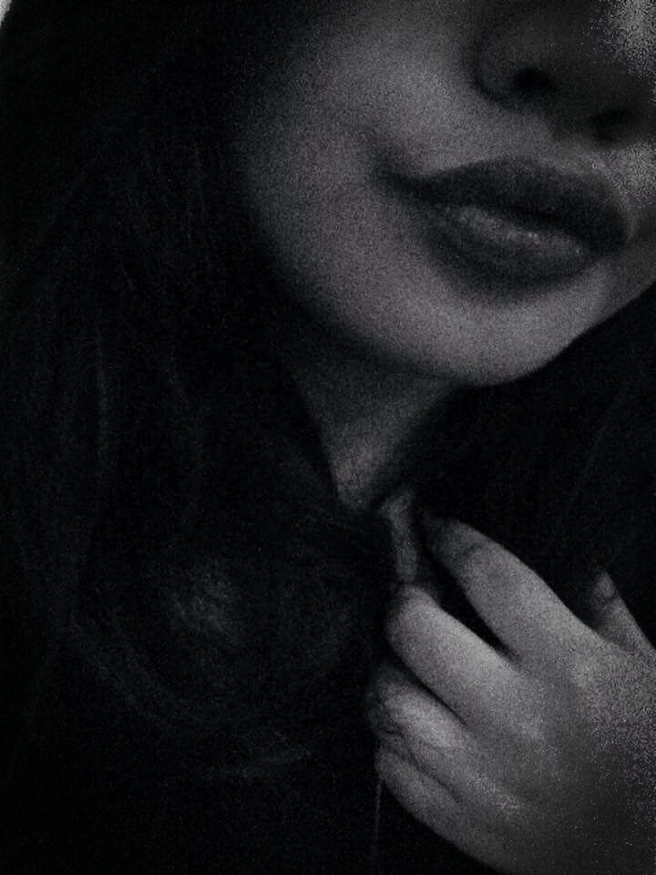PurpleLayXing's tweet photo. Vain lips❤😘 https://t.co/tke8hJw500