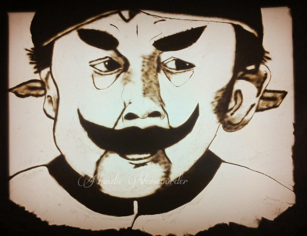 VermoorderNanda's tweet photo. You've colored our childhood, sir #lukisanpasir #sandart #pelukispasir #SelamatJalanPakRaden #RIPPakRaden #indonesia https://t.co/CNnroZOUl5