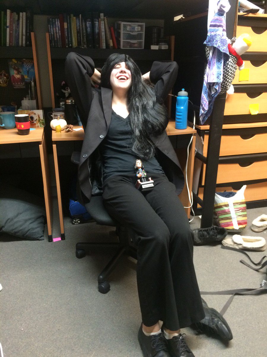 schultzlannika's tweet photo. @TommyWiseau Thank you for inspiring this costume from #theroom ! https://t.co/eKVw3Mi7Pq