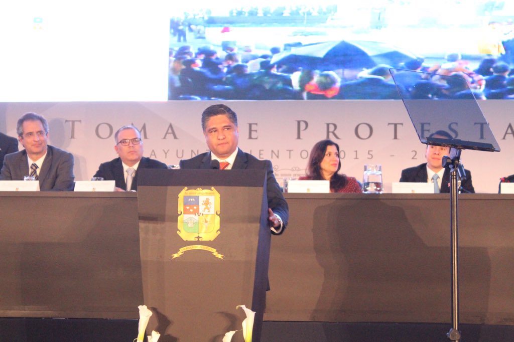 La lluvia son bendiciones, como las que llegan al <a href="/GobSanNicolas/">Gobierno de San Nicolás</a> con el Gobierno de @VictorFuentesSN #VamosSN