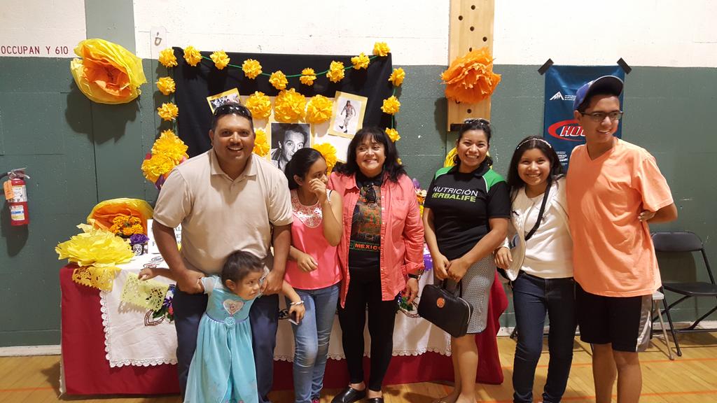 HispanicNc's tweet photo. #LATINOHERITAGEMONTH Dia de los Muertos. @harvesthawks https://t.co/1TyJrGf3Ql