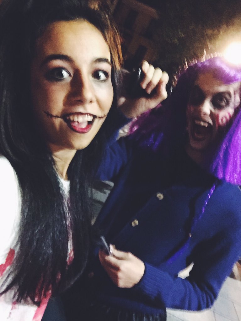 Silviadelpozo7's tweet photo. Este es mi mejor amigo, tengo que quererle, esta claro🎃🎃🔪 https://t.co/gKeu2lmT9v