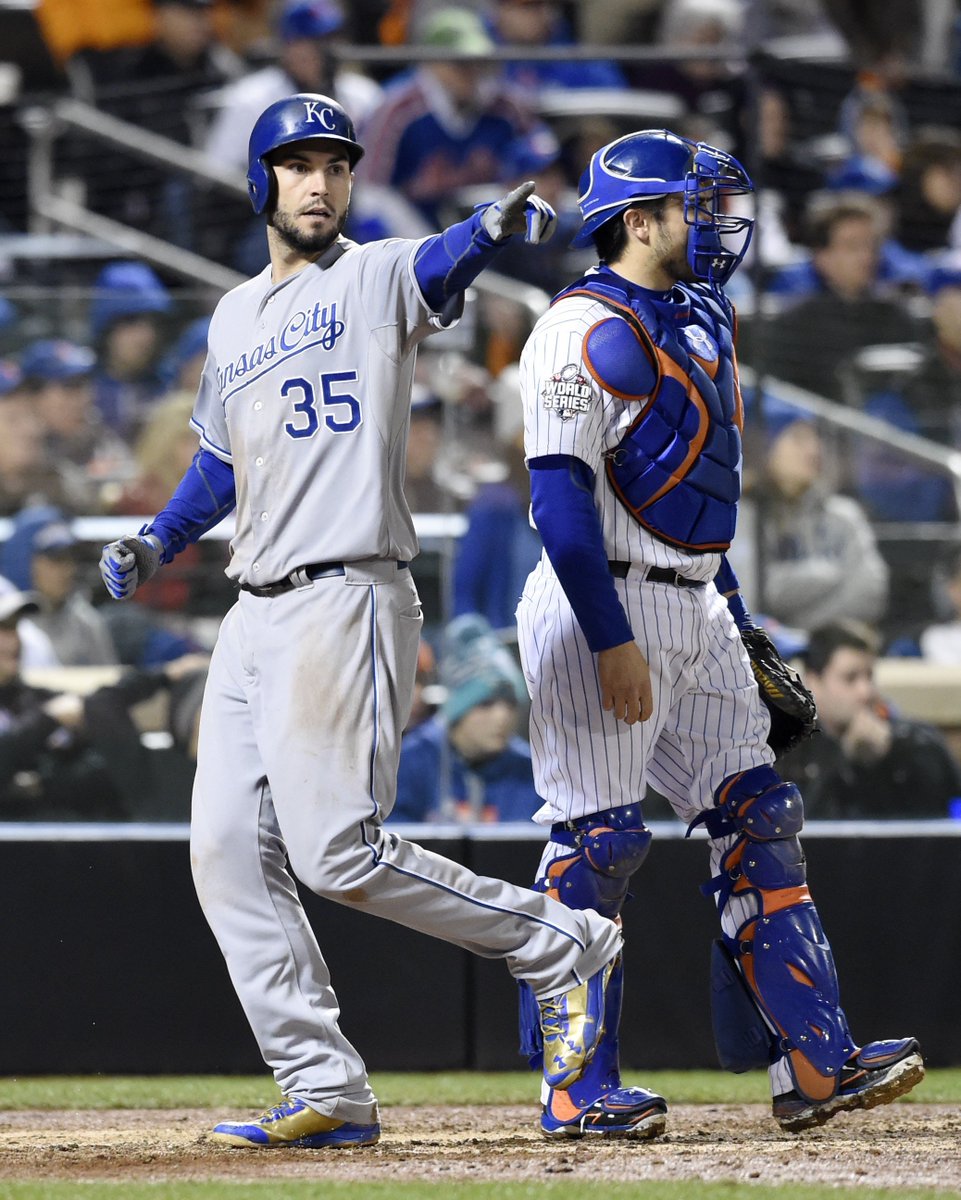 #Royals win #WorldSeries Game 4 5-3. Star photos by Shane Keyser