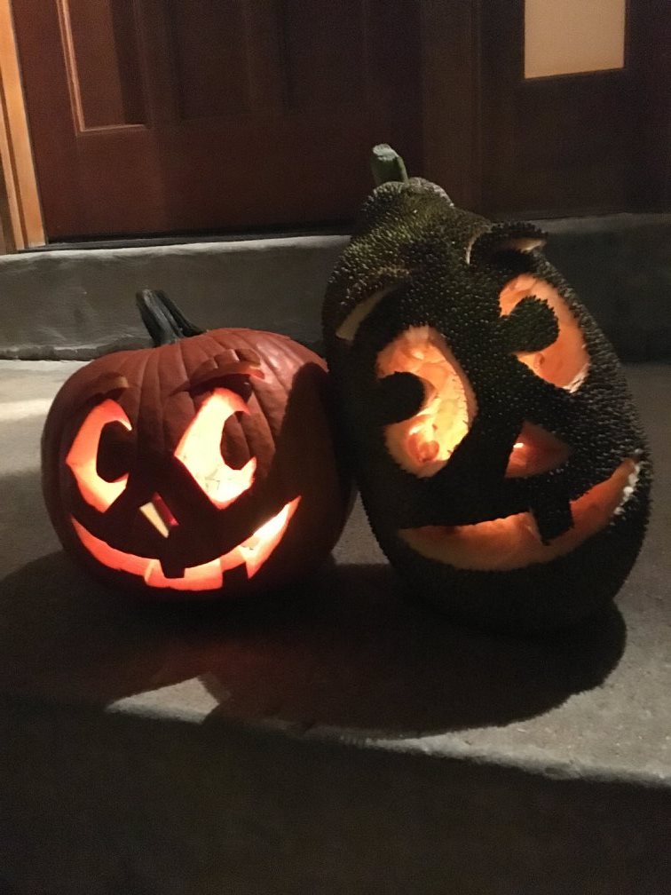 @marnwrites Check out The Jackfruit Company! #knowjack Happy Halloween!