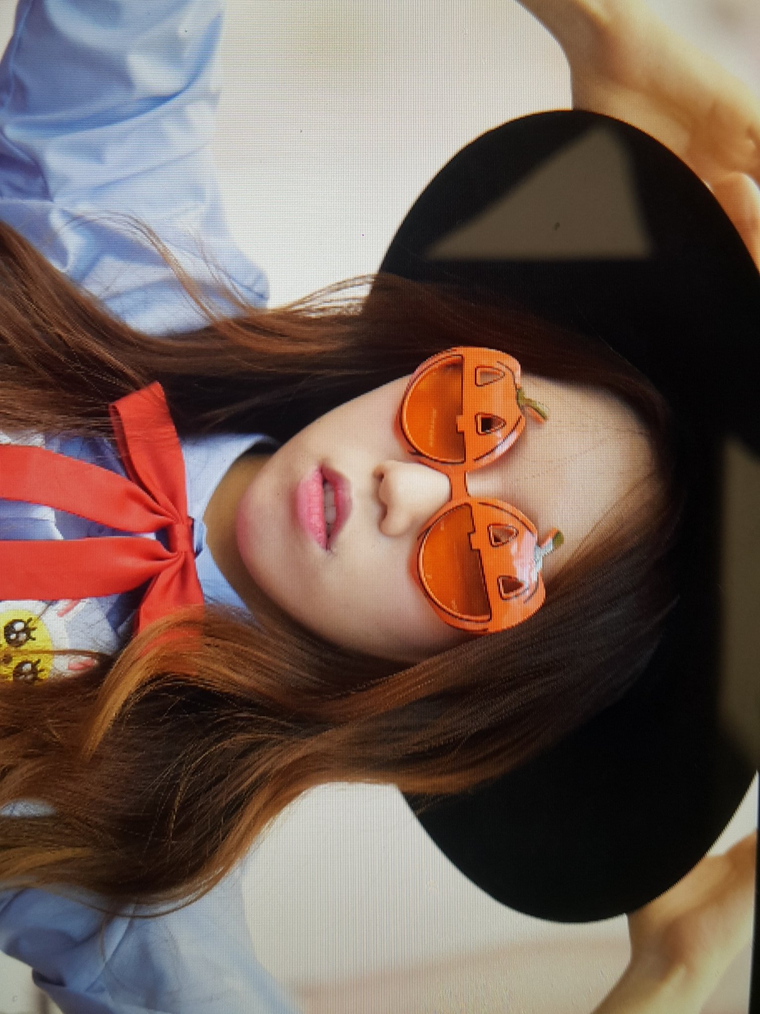 CSsuiecUwAAGFKp.jpg:orig