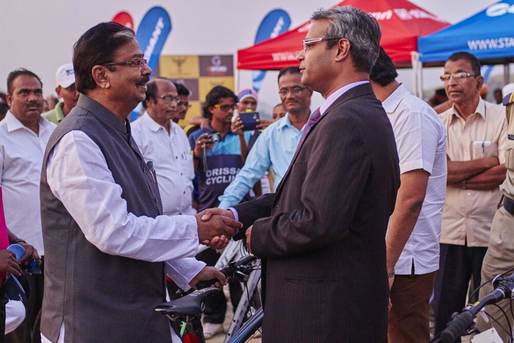 StarkennBikes's tweet photo. Giant Starkenn XIIth MTB National Championship 2015 opening ceremony. #Starkenn #GiantBikes https://t.co/RsCbmGMEvg