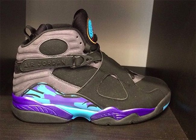 sneakerfiles's tweet photo. 27 Days left till the 'Aqua' Air Jordan 8 Returns
https://t.co/WEQHC1esT8 https://t.co/ypm8Wbg6LE