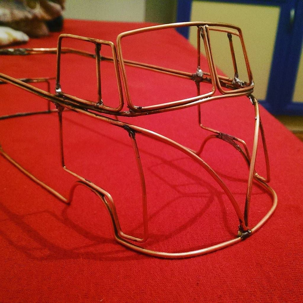polkjunkcars's tweet photo. RT oldcar_photo Coming soon #wvt1 #peacevan #wirebending #wireart #hotrod #oldcar by alicagrimaden https://t.co/WiOLMggmFS