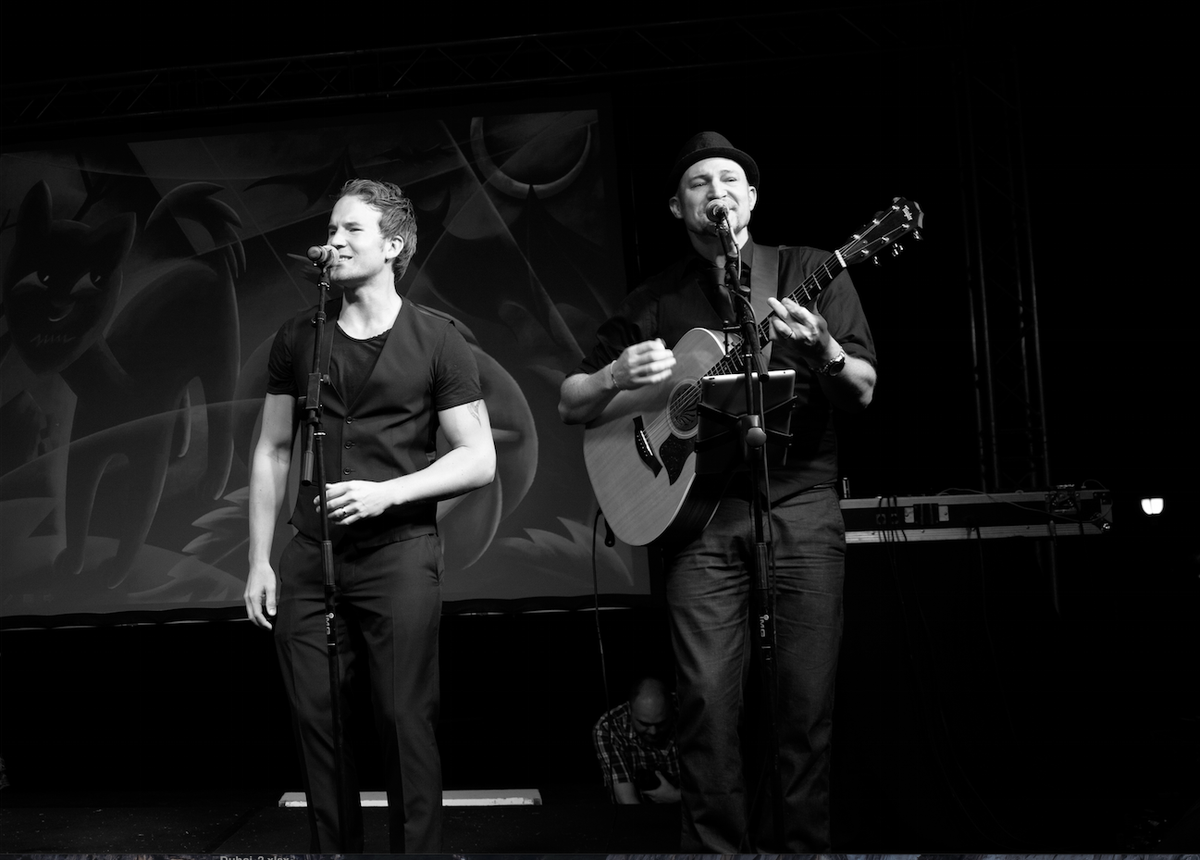 LukeSingerDubai's tweet image. Wicked gig Last night in Victory Heights, debuting our new acoustic duo! #lukebrittonmusic #stampents #livemusic