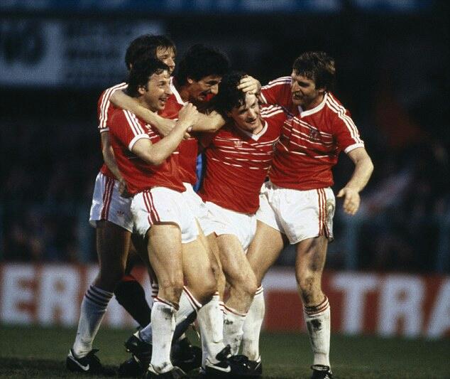 Happy 52nd birthday to Mark Hughes. Easy to forget how good a player he was. 