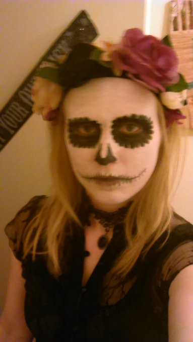 Happy Day of the Dead everyone! Hope you had a great #Halloween https://t.co/av0hwSxNX5<a href="/tag/halloween"class="tags"><span>#halloween</span></a>