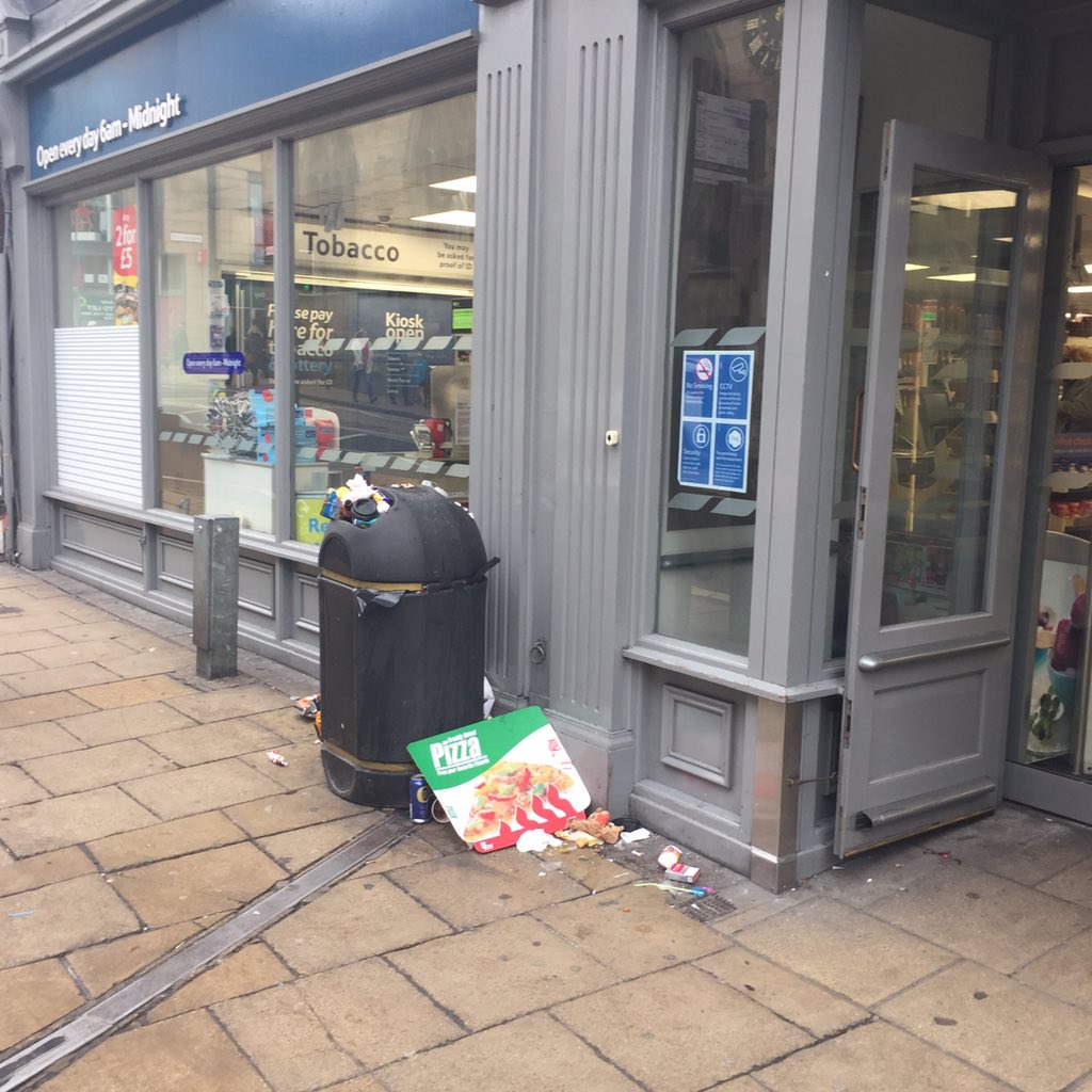 GSwinburn's tweet photo. Be very ashamed @Tesco you have no civic pride - repeated requests which you repeatedly ignore #York #ousegate https://t.co/ThGs8CPLSG