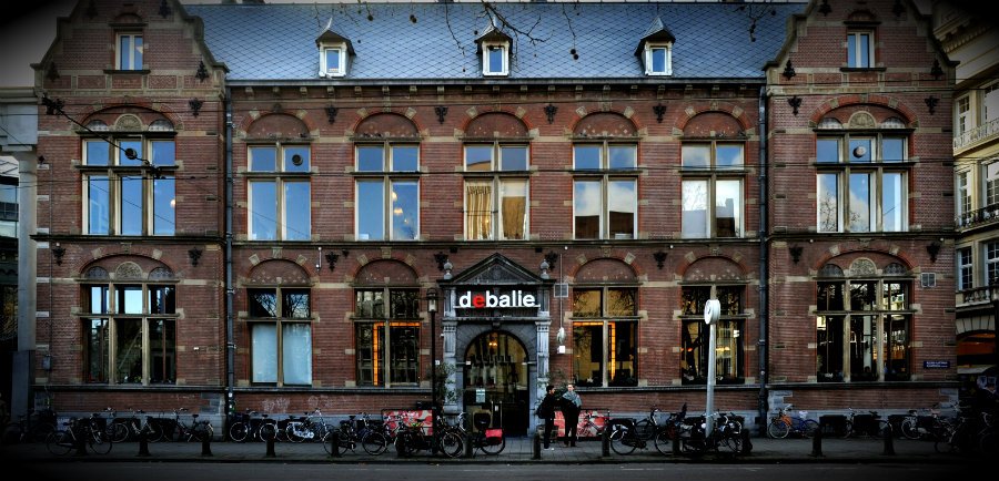 fleurtenh's tweet photo. Nog maar 3 dagen en dan staan we in de Balie! Zin in! Info &amp; tickets: https://t.co/UkiCprwJGR #NDT15 https://t.co/HdA5IfD7Zz