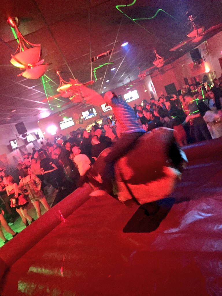 BigRedBarnAlec tweet picture