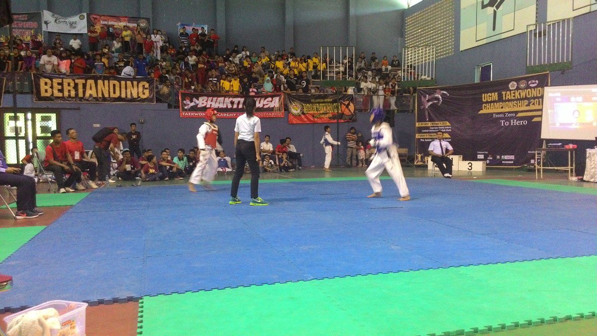 Suasana UGM Taekwondo Championship saat ini. Sangat ramai dan seru. Mana nih dukungannya???