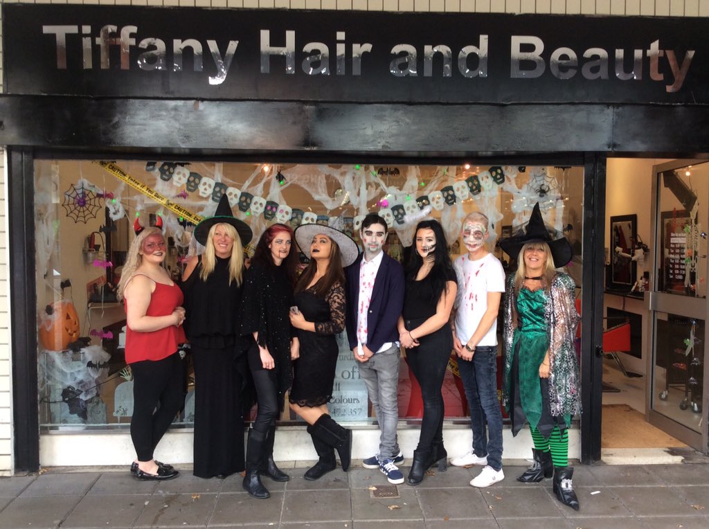 #loveleighpark How amazing are our traders &amp; their employees? They went above &amp; beyond for #halloween2015 !! #fancy