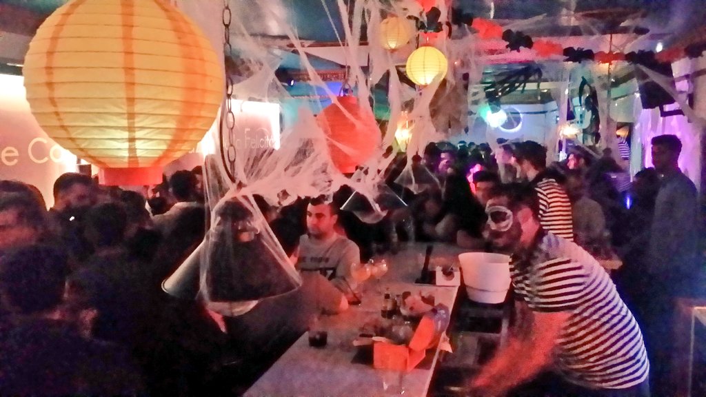 Primer asalto...
#Sábado #Hallowen