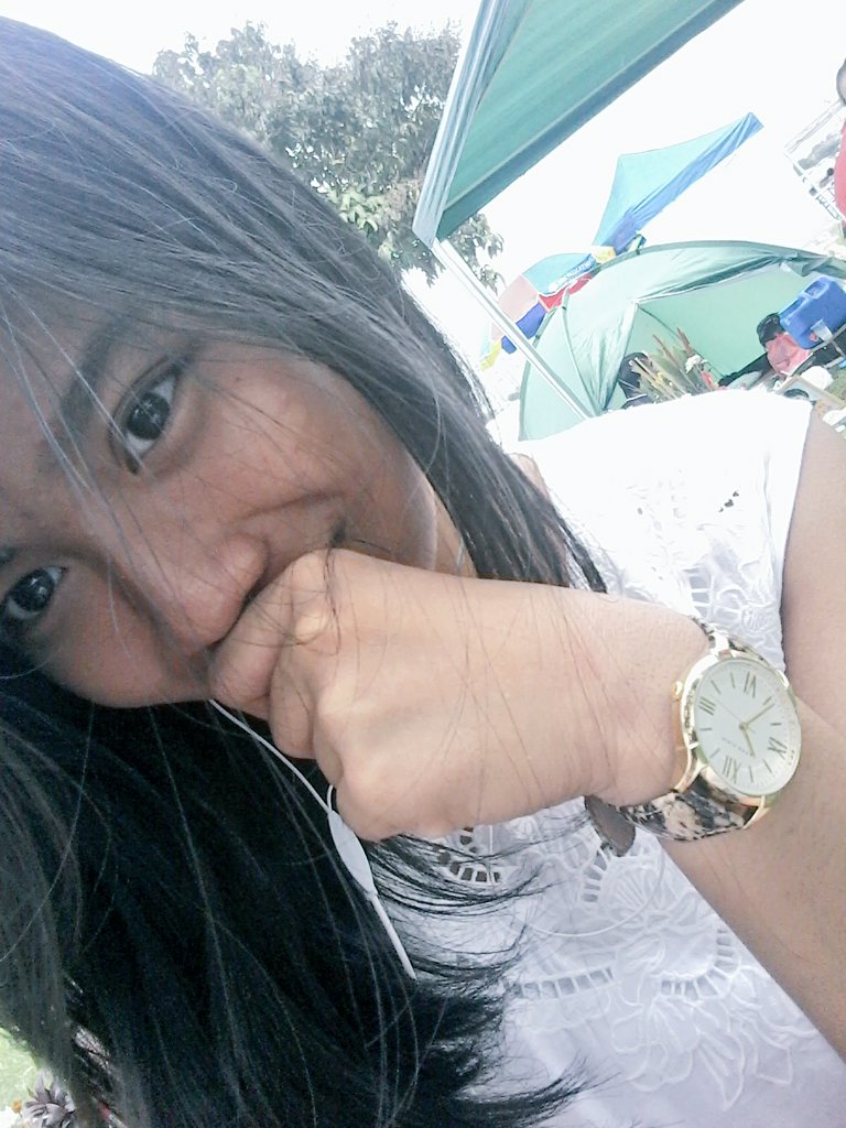 _mothafuckann's tweet photo. home from heritage, miss my lola 😢 https://t.co/HbpC2WuS2S