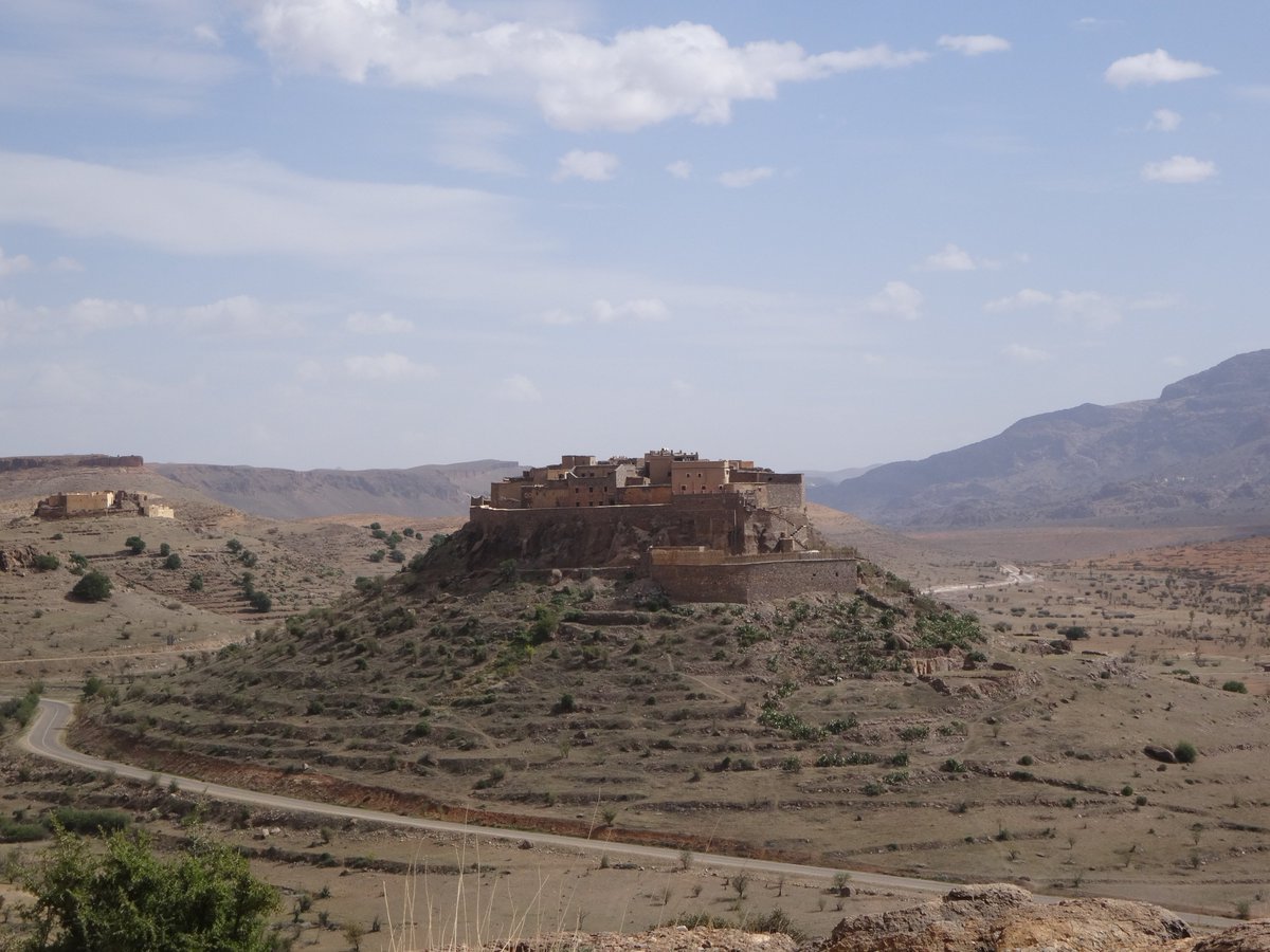 Twidturner's tweet photo. Off to Morocco cragging with Jon Wigg. Staying at the Kasbar. Project waiting#DMM#Moroccorock https://t.co/vAF7P8ibd5