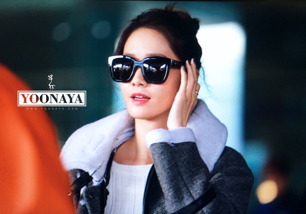 [PIC][01-11-2015]YoonA trở về Hàn Quốc vào trưa nay CStZ5HdUEAAi5VH