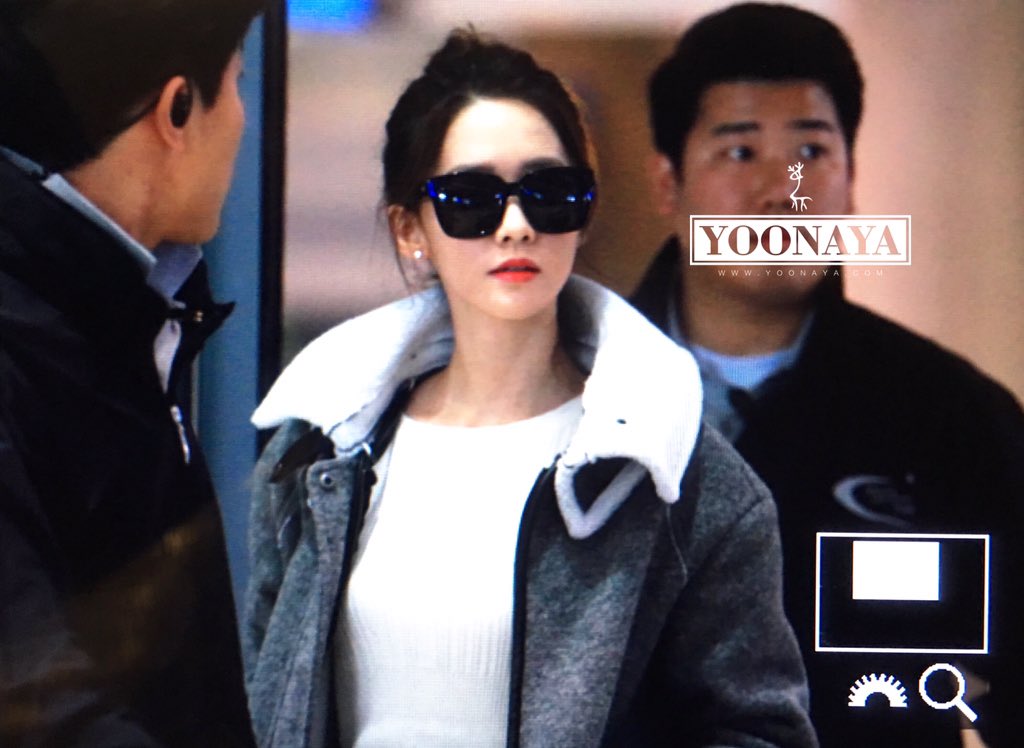 [PIC][01-11-2015]YoonA trở về Hàn Quốc vào trưa nay CStZwMLVAAAfPO3