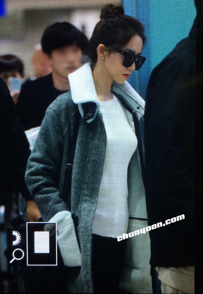 [PIC][01-11-2015]YoonA trở về Hàn Quốc vào trưa nay CStcbfxUYAA8wEU