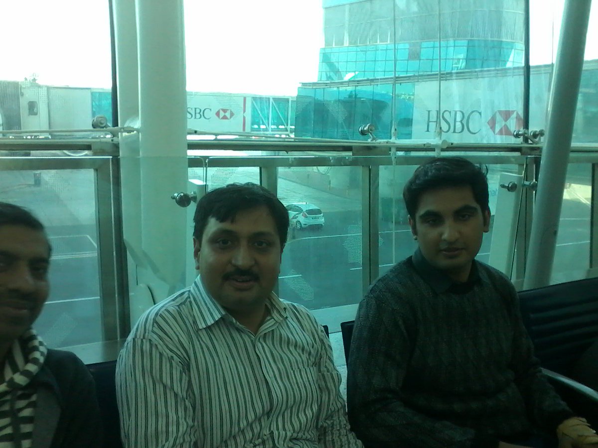 alirazazaidi's tweet photo. We are all world class Traveling to seattle MVP 2015 #visionetsystems https://t.co/S5xvoKVZCA