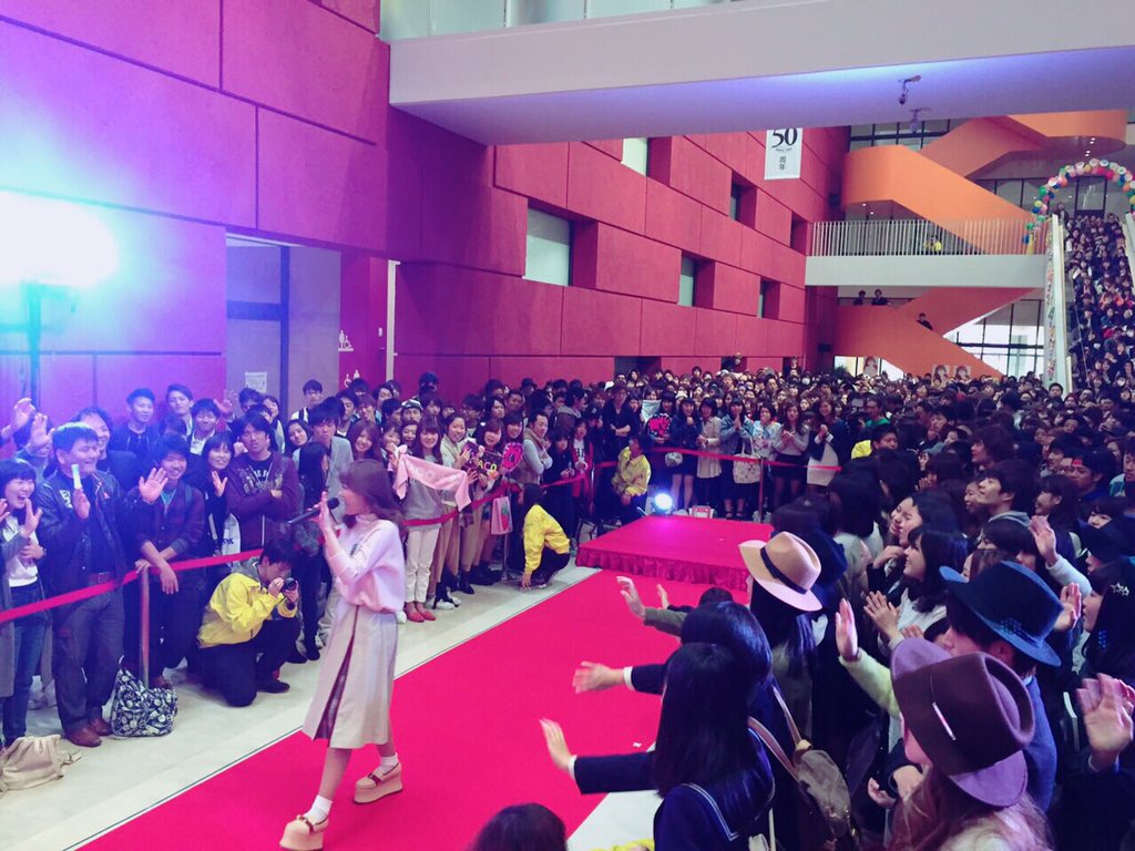 maco___official's tweet photo. Thank u 神戸学院大学 🍒❤️💮

神戸のみんなに会えて嬉しい！
みんな本当可愛かった💕
11月8日西宮ガーデンズで
また逢いましょう💕 https://t.co/e0MBTwjLkn