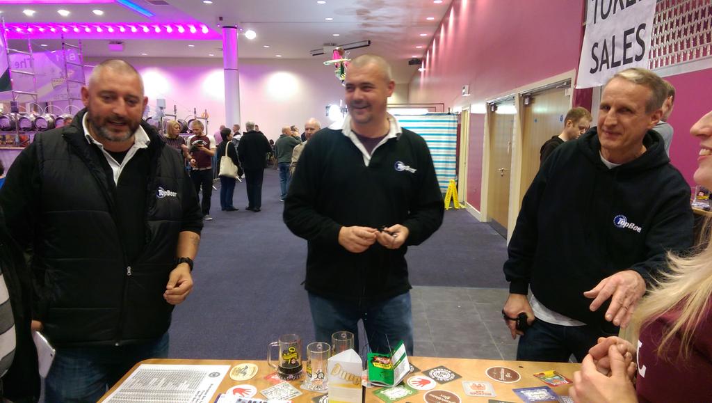 StirchleyWines's tweet photo. Bumped into @TopBeerCrew last night @BrumBeerFest, no sign of The Swig! #BBCF15 https://t.co/tTUsT6XAdS