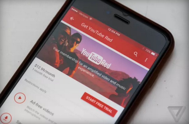 verge's tweet image. YouTube will make up lost ad revenue for video creators during YouTube Red's free trial theverge.com/2015/10/29/963…