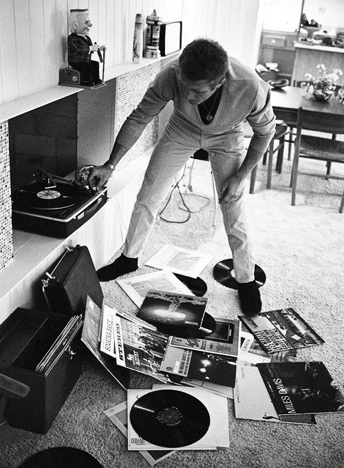stuarts_london's tweet photo. Easy like Sunday morning..... https://t.co/72IaGNpY5A