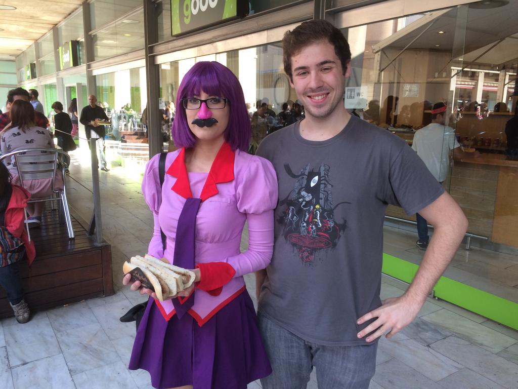 khjorgef's tweet photo. @ladysaionji Aquí la foto que nos ha hecho mi amigo. Me ha hecho mucha ilusión encontrarte ^^ https://t.co/EZ0enYMCz9