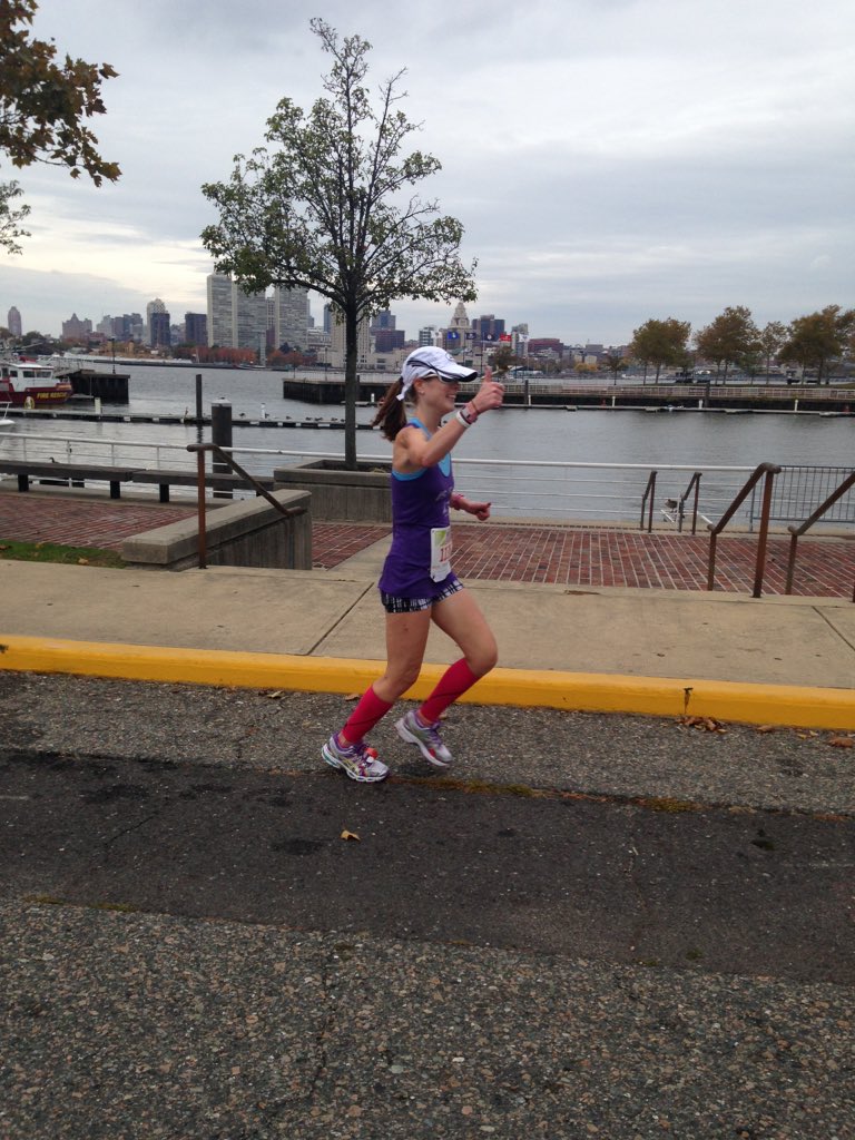 HaddonRunCo's tweet photo. Local runner @FitLizzy smiling all the way! #runthebridge10k https://t.co/Fa7pANU4Oe