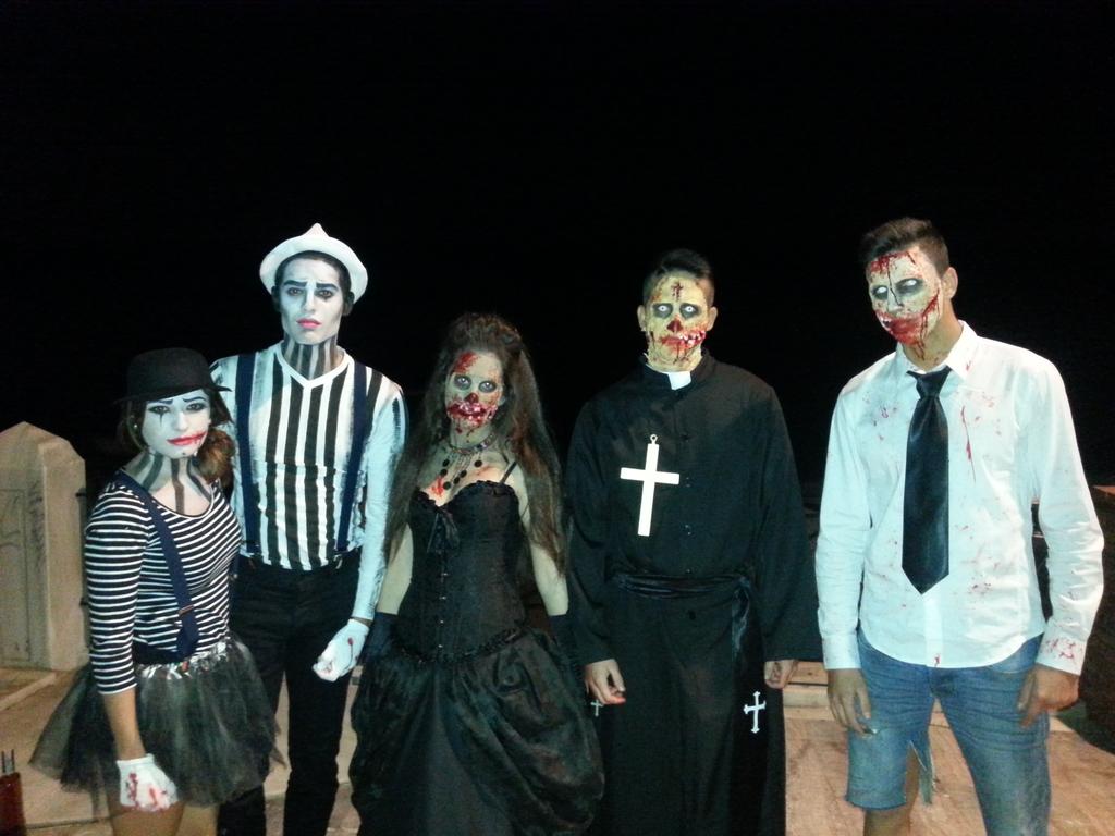 AdriPlaza2's tweet photo. Gran noche! 🎭👌 @NicoYoMismo @_likindoy https://t.co/n1ICJ2yOZv