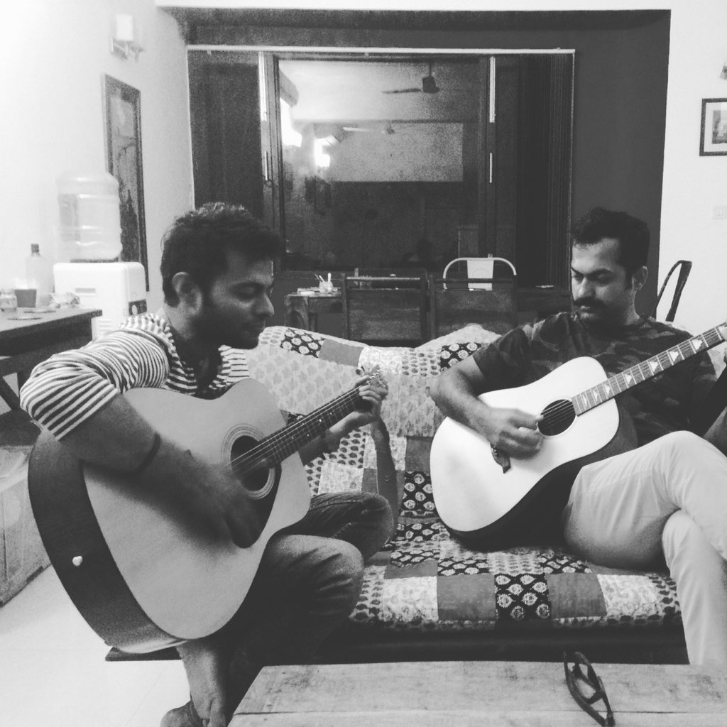 PTP_India's tweet photo. #Musical evening at the office prepping for #urgentrundelhi on Nov 7th at #RamjasCollege #worldtoiletday #sanitation https://t.co/uBiBDZhFmy