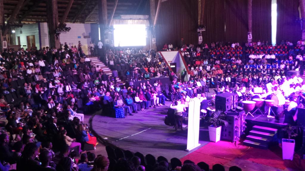 SafaricomPLC's tweet photo. Everyone at the #SafaricomAt15 concert this evening gets airtime worth Ksh. 1000 https://t.co/zkmWvtZt9e