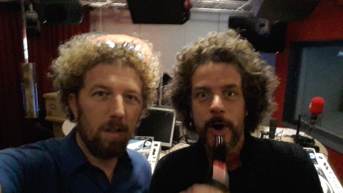 discobarAmoeder's tweet photo. Van 1 tot 2 zijn wij weer aan zet: @stubru - discobaar- pret! https://t.co/xh6u4PZN5K