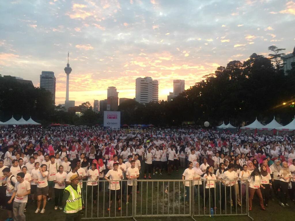 GohHweeHwa's tweet photo. 120 Pelatih Perintis PLKN 2.0 turut bersama #MalaysiansUnitedRun2015 #PLKNBestMemory @zeekay15 @iojthetouch https://t.co/3ASvg0oFCm