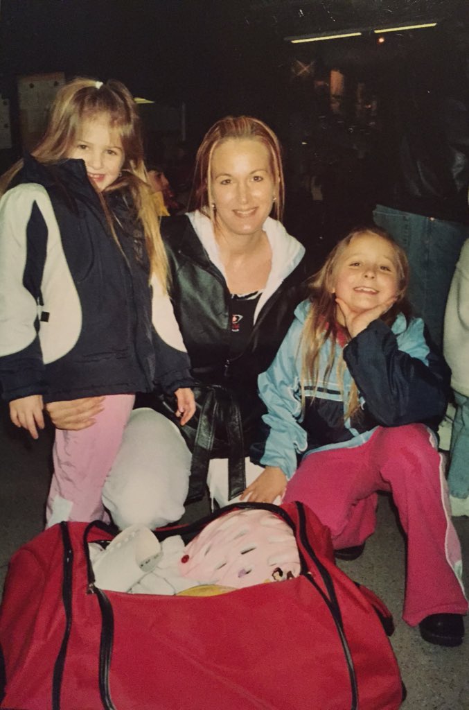 haleyann830's tweet photo. Rest in peace Mommy. I love you to the moon and back. You will forever be my best friend🙏🏼❤️ https://t.co/2vmIG9nWmT