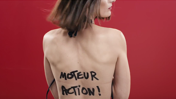 DSCVRfr's tweet photo. WAKE UP ☀️ https://t.co/lBS6O8uROo #Dimanche #Yelle #Clip #Musique #DSCVR https://t.co/3tRh3ZMcNJ