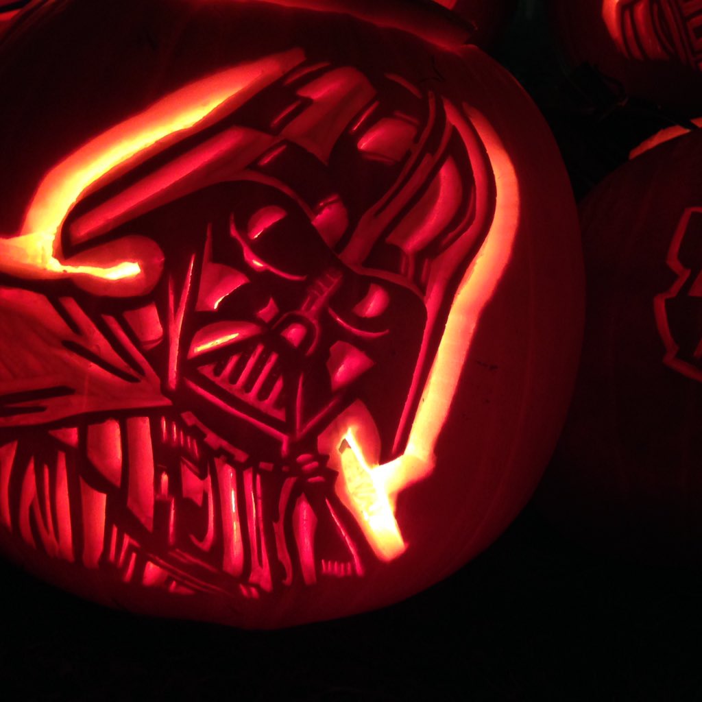 DangerGirlX's tweet photo. @JScottCampbell Happy Halloween, never stop drawing! https://t.co/g2HtHHMvNE