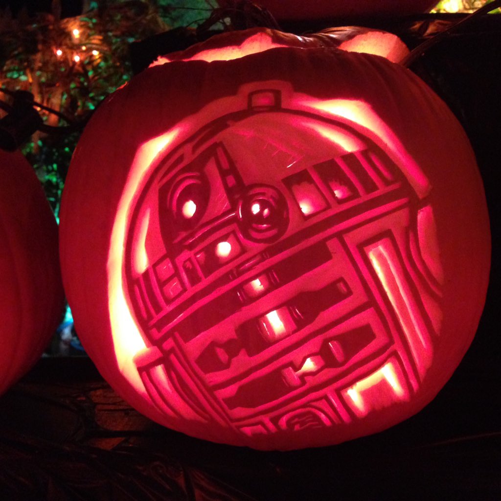 DangerGirlX's tweet photo. @JScottCampbell Happy Halloween, never stop drawing! https://t.co/g2HtHHMvNE