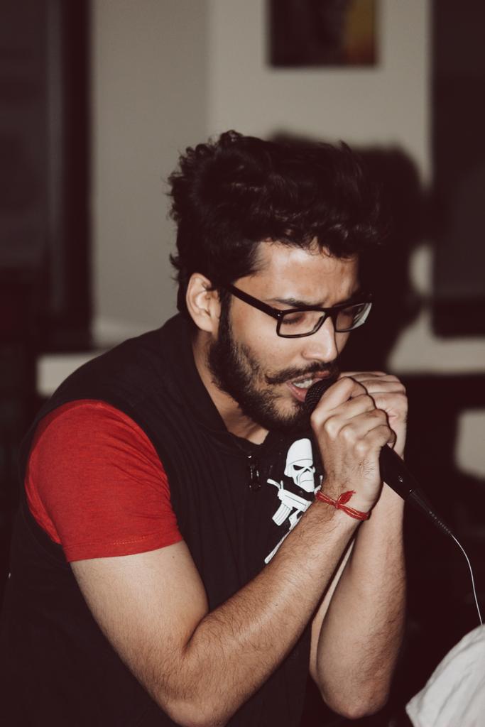 prsarora's tweet photo. @CrownitApp @SoDelhi @ZomatoIN #karaoke nights at #route04 #foodie #photography https://t.co/y5M1291Elx